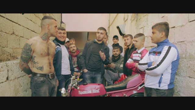 Benim Varoş Hikayem (2016) Fragman 