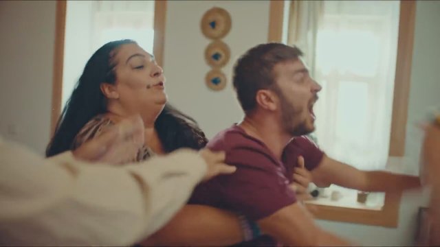 Kafalar Karışık (2018) 2. Fragman