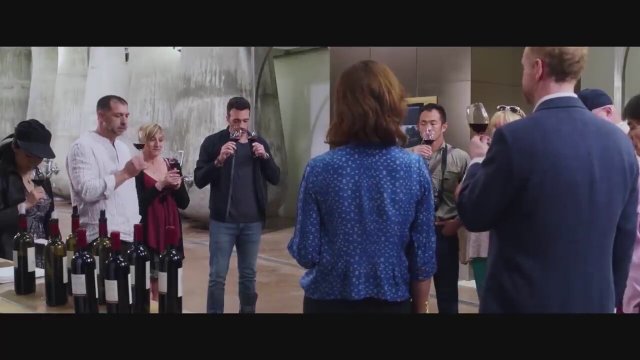 Under the Eiffel Tower (2019) Fragman