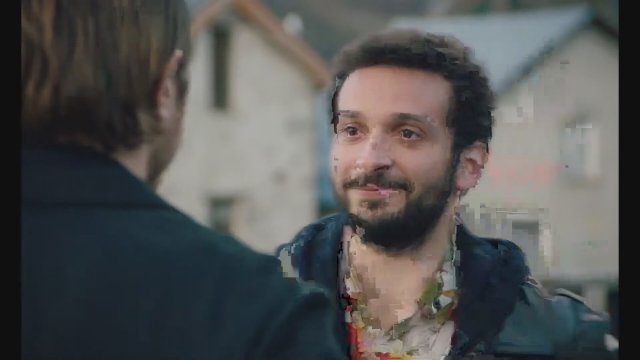 Debout sur la montagne (2019) Fragman