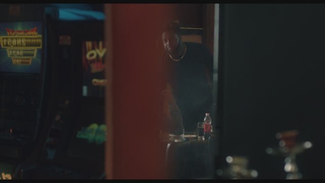 Bonnie & Bonnie (2019) Fragman