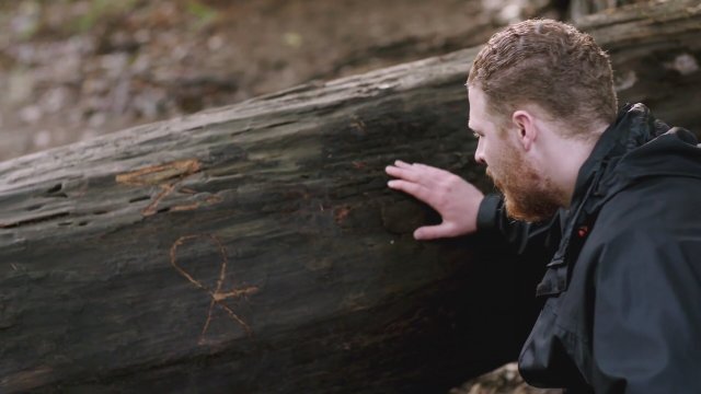 Red Handed (2019) Fragman