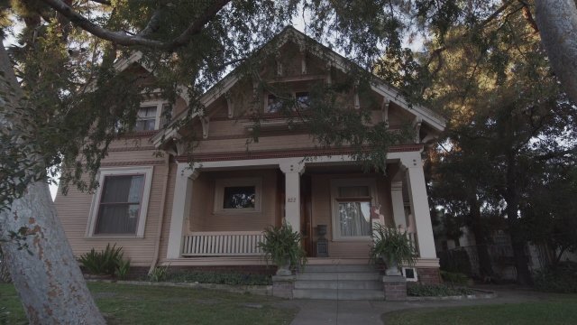 Mommy Would Never Hurt You (2019) Fragman