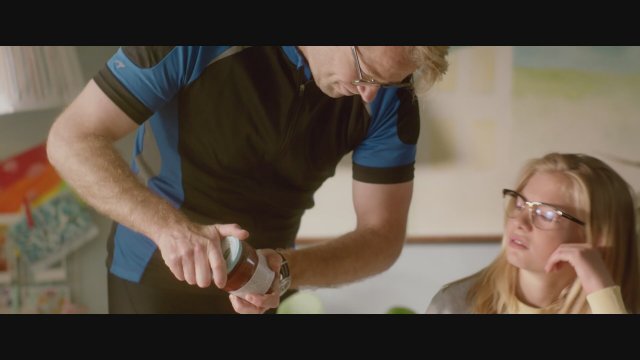 Huisvrouwen bestaan niet 2 (2019) Fragman