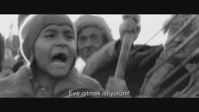 The Painted Bird (2020) Fragman