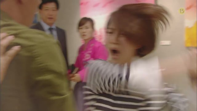 Here Comes Love Fragman