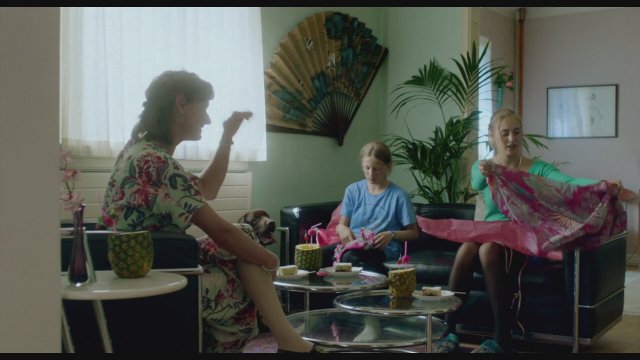 En helt almindelig familie (2020) Fragman