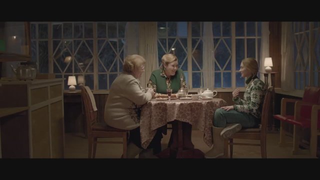 Happiness in an envelope 2020 Fragman