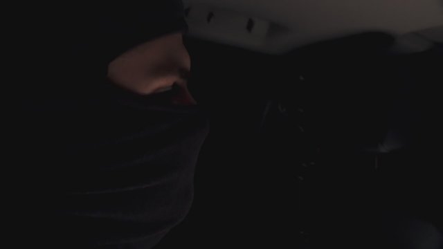 Money Plane (2020) Fragman