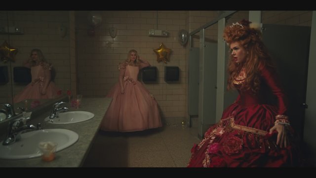 Godmothered (2020) Fragman