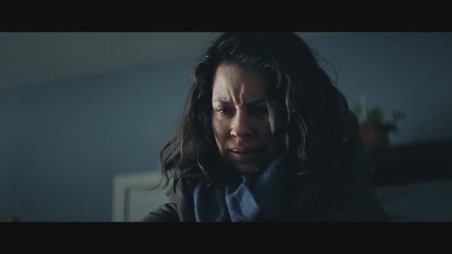 Crisis (2021) Fragman