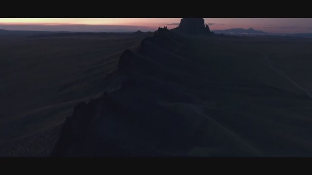 Valley of the Gods (2019) Fragman