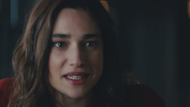 Occhi blu (2021) Fragman