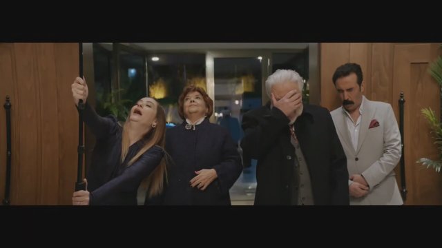 Zoraki Misafir (2021) - Fragman