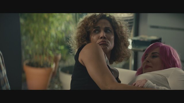 Poliamor para principiantes (2021) Fragman