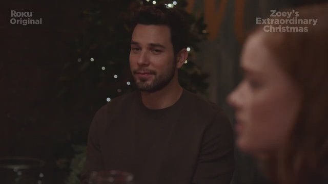 Zoey's Extraordinary Christmas (2021)