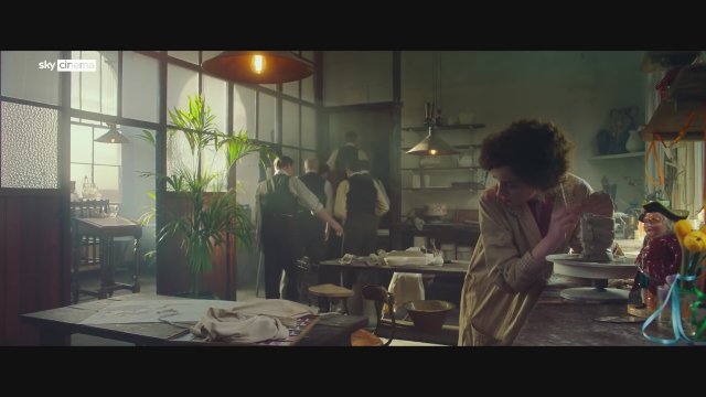 The Colour Room (2021) Fragman