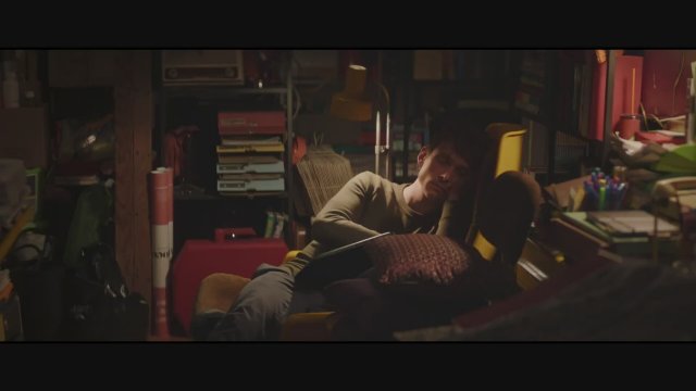 Mostly Minimalistic (2022) Fragman