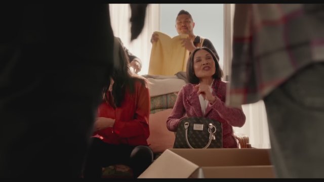 Easter Sunday (2022) Fragman