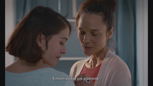 Örümcek ve Kız (2022) Fragman