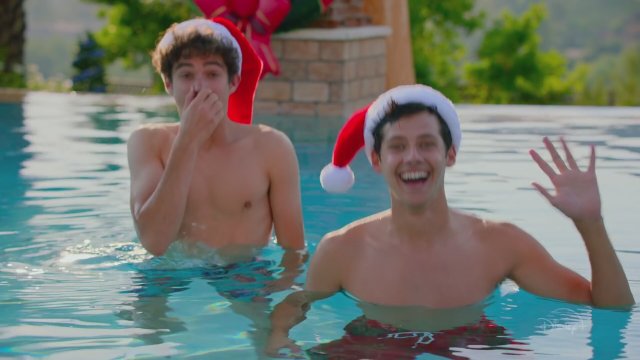 High School Musical: The Musical: The Holiday Special Trailer