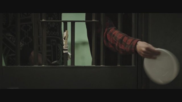 Ariaferma (2021) Fragman