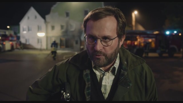 Guglhupfgeschwader (2022) Fragman