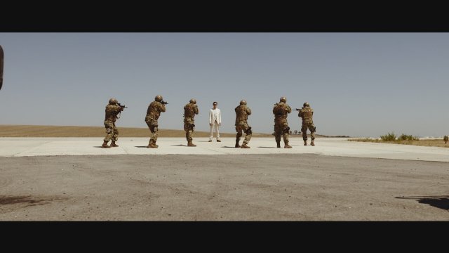 Tausend Zeilen (2022) Fragman