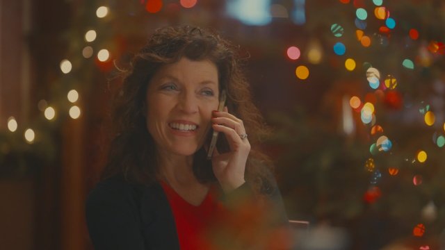 Christmas at the Holly Hotel (2022) Fragman