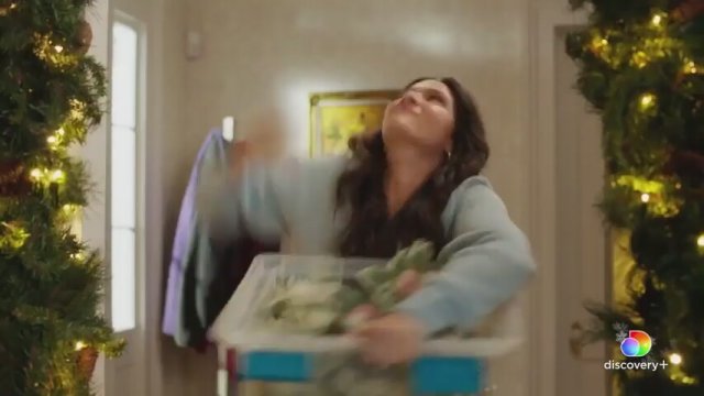 A Christmas Open House (2022) Fragman