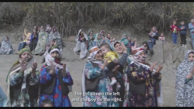 No Bears (2022) Fragman