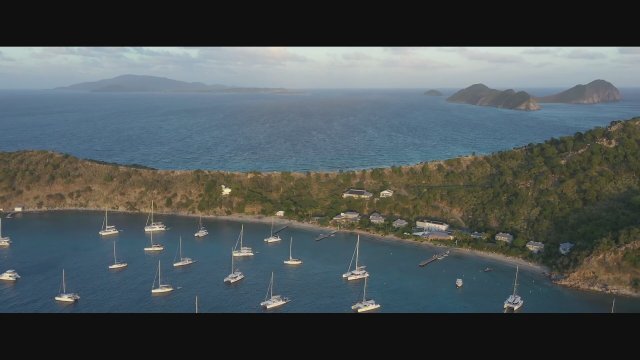 Christmas in Paradise - Fragman