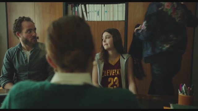 Petites (2022) Fragman