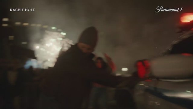 Rabbit Hole (2023) Fragman