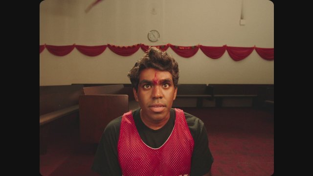 Four Samosas (2022) Fragman