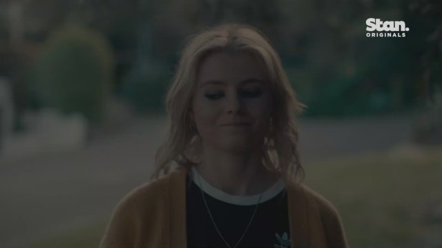 Totally Completely Fine (2023) Fragman