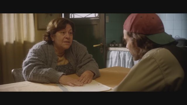 Humo bajo el agua (2023) Fragman