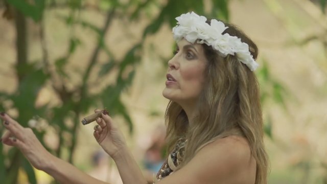 La Chica del Alquiler (2023) Fragman