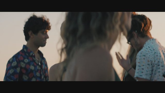 Noi anni luce (2023) Fragman