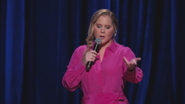 Amy Schumer: Emergency Contact (2023) Klip