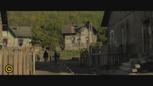 Háromezer számozott darab (2022) Fragman