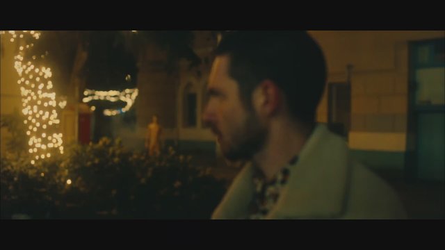 Don't Look Away (2023) Fragman