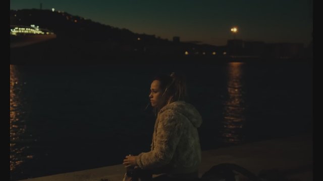 Comme une louve 2023 Fragman