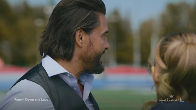 Fourth Down and Love (2023) Fragman