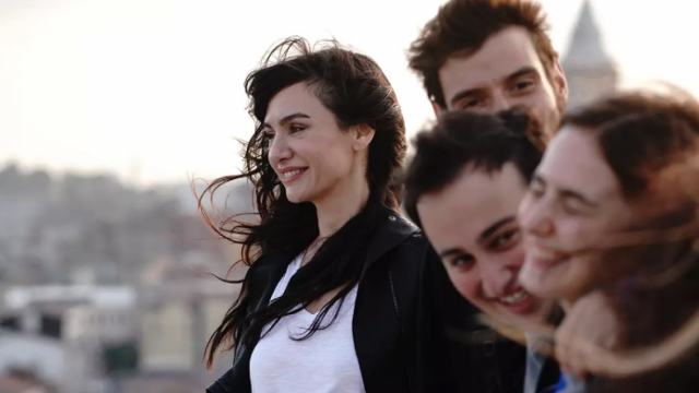 Bir Derdim Var (2023) İlk Tanıtım Fragmanı