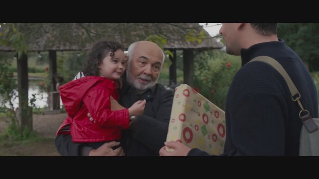 Comme par magie (2023) Fragman