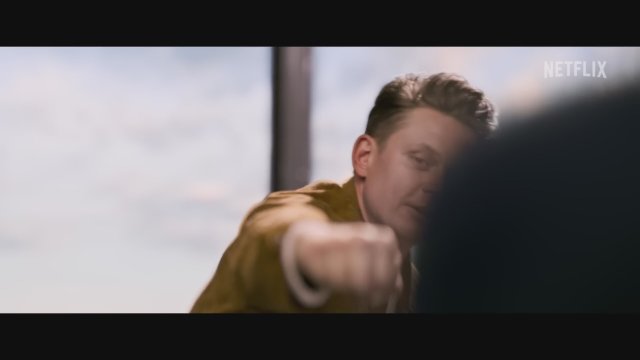 Uçuk Bir İş (2024) Fragman