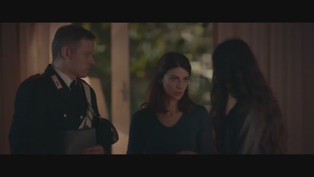 Dieci minuti (2024) Fragman