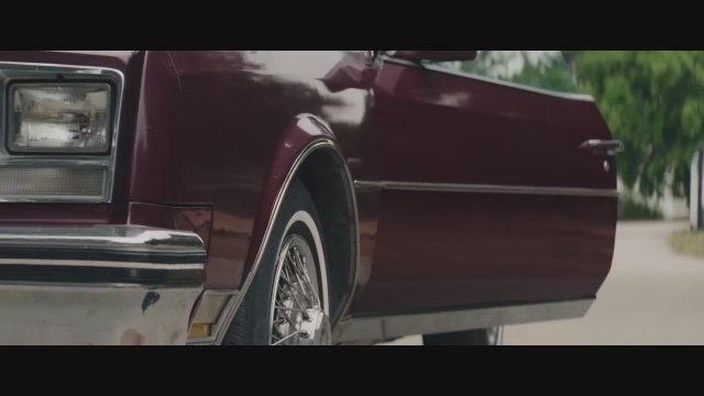 Don't Tell Mom the Babysitter's Dead (2024) Fragman