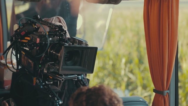 Kameralı Kadınlar (2018) Fragman